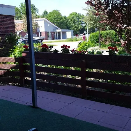 3 Mit Terrasse Haus Annegrete *