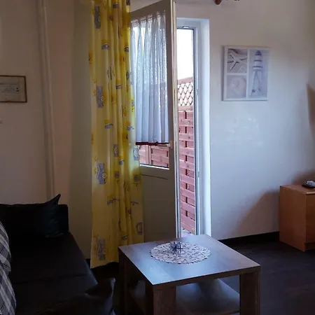 3 Mit Terrasse Haus Annegrete *