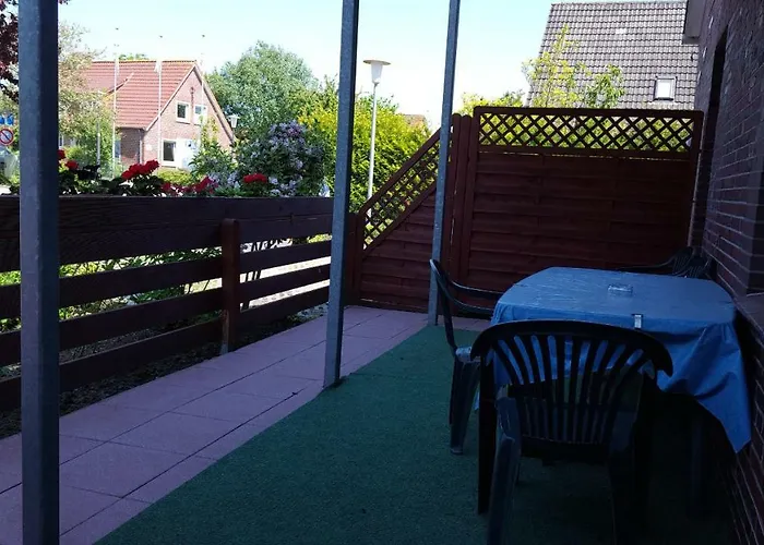 Lägenhet 3 Mit Terrasse Haus Annegrete Bensersiel